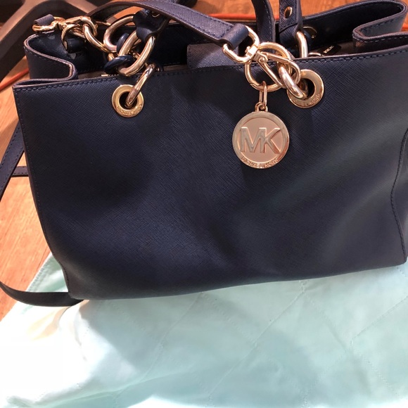 Micheal Kors handbag ! Authentic!!!!!!!!! - Picture 6 of 7